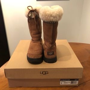 UGG - Ultimate Cuff Boots